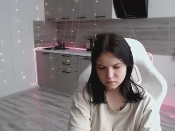 Lilymillerr Chaturbate stream image from February 10, 2026