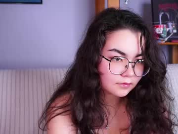 Camrising Chaturbate stream image from February 10, 2026