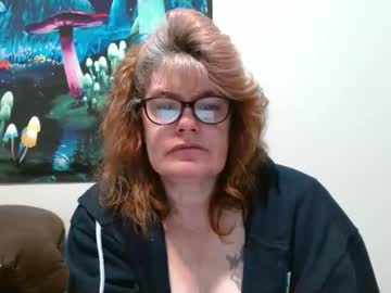 Lucylling Chaturbate stream image from February 10, 2026