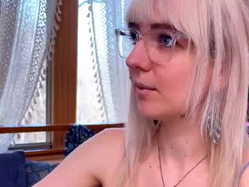 Allyelliot Chaturbate stream image from February 10, 2026