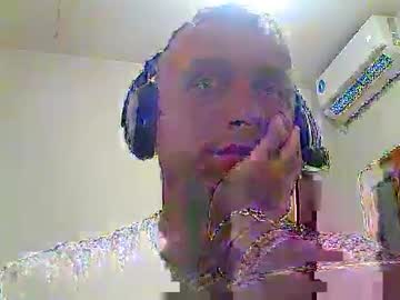 Pinki35 Chaturbate stream image from February 10, 2026