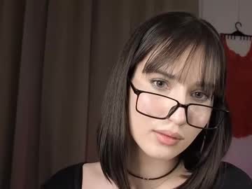 Littlem0lly Chaturbate stream image from February 10, 2026