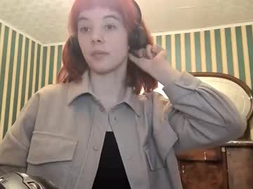 Emelyremos Chaturbate stream image from February 10, 2026