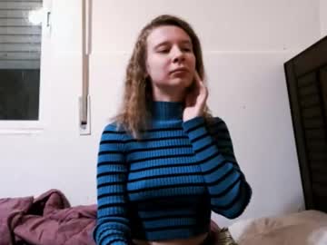Emilysaechao Chaturbate stream image from February 10, 2026