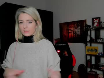 Kimilee22 Chaturbate stream image from February 10, 2026