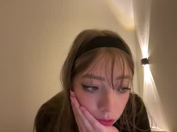 Ishollybennett Chaturbate stream image from February 10, 2026