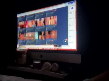 Oliverstoner Chaturbate stream image from February 11, 2026