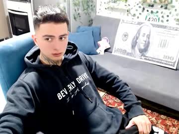 Santi_Ss Chaturbate stream image from February 11, 2026