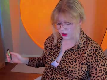 Luna_C0ra Chaturbate stream image from February 11, 2026