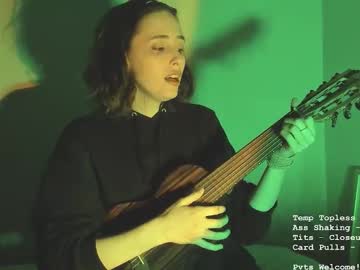 Lylacdoll Chaturbate stream image from February 11, 2026