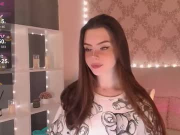 Holymiax Chaturbate stream image from February 11, 2026