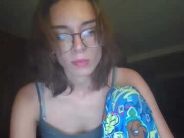 Itsmebuttercup Chaturbate stream image from February 11, 2026