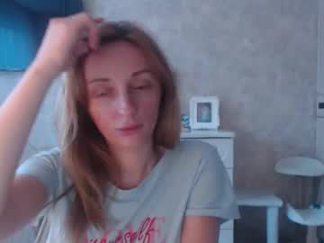 Hellokittykaty Chaturbate stream image from February 11, 2026
