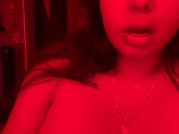 Hxnnyyb Chaturbate stream image from February 11, 2026