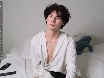 Moon_Gloww Chaturbate stream image from February 11, 2026