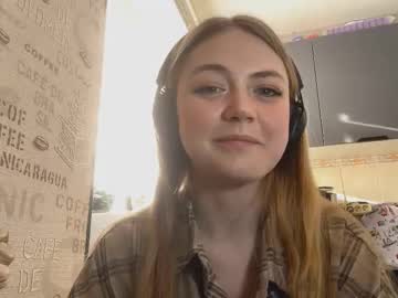 Toyarinaldis Chaturbate stream image from February 11, 2026