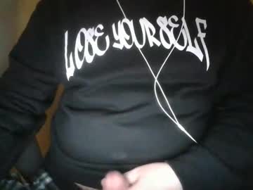 Leon7069 Chaturbate stream image from February 11, 2026