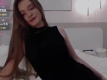 Lunny_ Chaturbate stream image from February 11, 2026