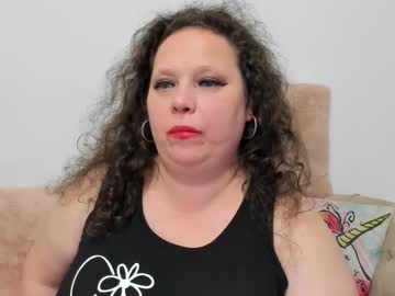 Karolinejoyy Chaturbate stream image from February 11, 2026