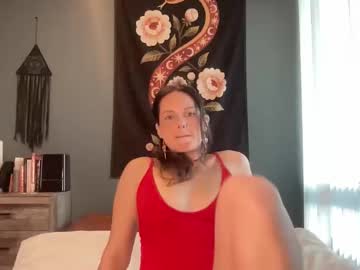 Ashlynlotus Chaturbate stream image from February 12, 2026