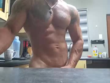Muscledaddy69s Chaturbate stream image from February 12, 2026