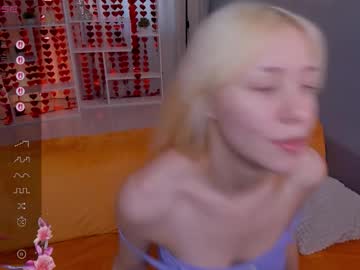 Emilytrase Chaturbate stream image from February 12, 2026