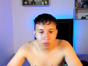 Jhony_Rayder Chaturbate stream image from February 12, 2026