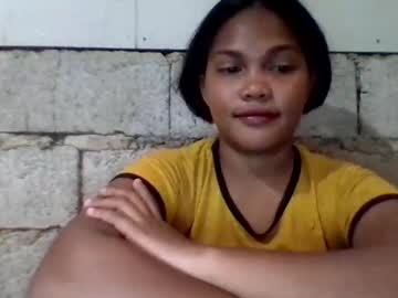 Mommyyang25 Chaturbate stream image from February 12, 2026