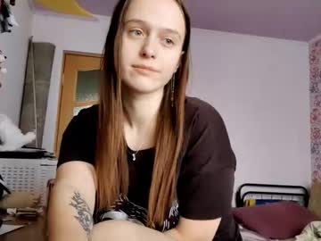 Roseannehensle Chaturbate stream image from February 12, 2026