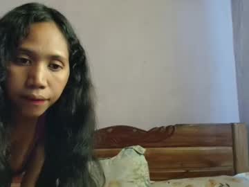 Mickaking stream image from February 12, 2026