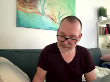 Chris774694 Chaturbate stream image from February 12, 2026