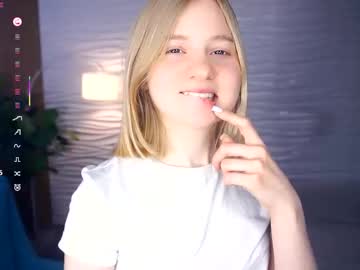 Phyllisearney Chaturbate stream image from February 12, 2026