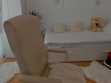 Bubbledoll7 Chaturbate stream image from February 12, 2026