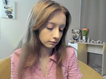 Lonadejonge Chaturbate stream image from February 12, 2026