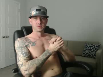 Lovehatelovers Chaturbate stream image from February 12, 2026