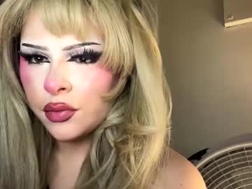 Livvybee Chaturbate stream image from February 12, 2026