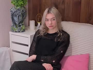 Gladysrevels Chaturbate stream image from February 12, 2026