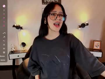 Nicollehall Chaturbate stream image from February 12, 2026