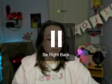 Mia__Winter Chaturbate stream image from February 12, 2026