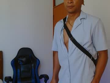 Valentino_Fs Chaturbate stream image from February 12, 2026