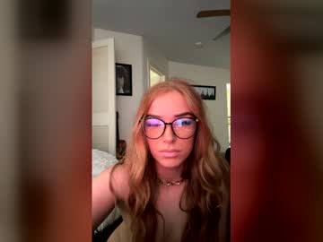 Auriamist Chaturbate stream image from February 12, 2026
