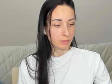 Linalivee Chaturbate stream image from February 12, 2026