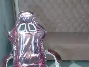 Clhoe_B Chaturbate stream image from February 12, 2026