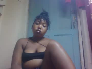 Malalazah Chaturbate stream image from February 12, 2026