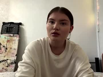 Rosannekrishun Chaturbate stream image from February 12, 2026