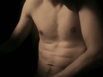 Coolmementox Chaturbate stream image from February 12, 2026