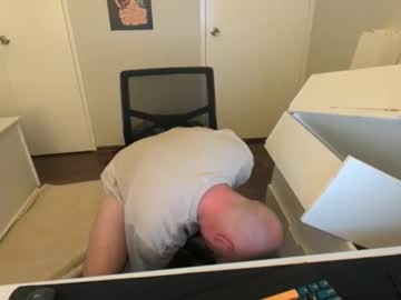 Hardon911 Chaturbate stream image from February 12, 2026