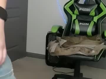 Iceingpump Chaturbate stream image from February 12, 2026