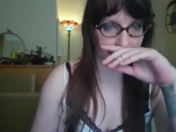 Kitiwitti Chaturbate stream image from February 12, 2026