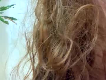 Makemedanc Chaturbate stream image from February 12, 2026